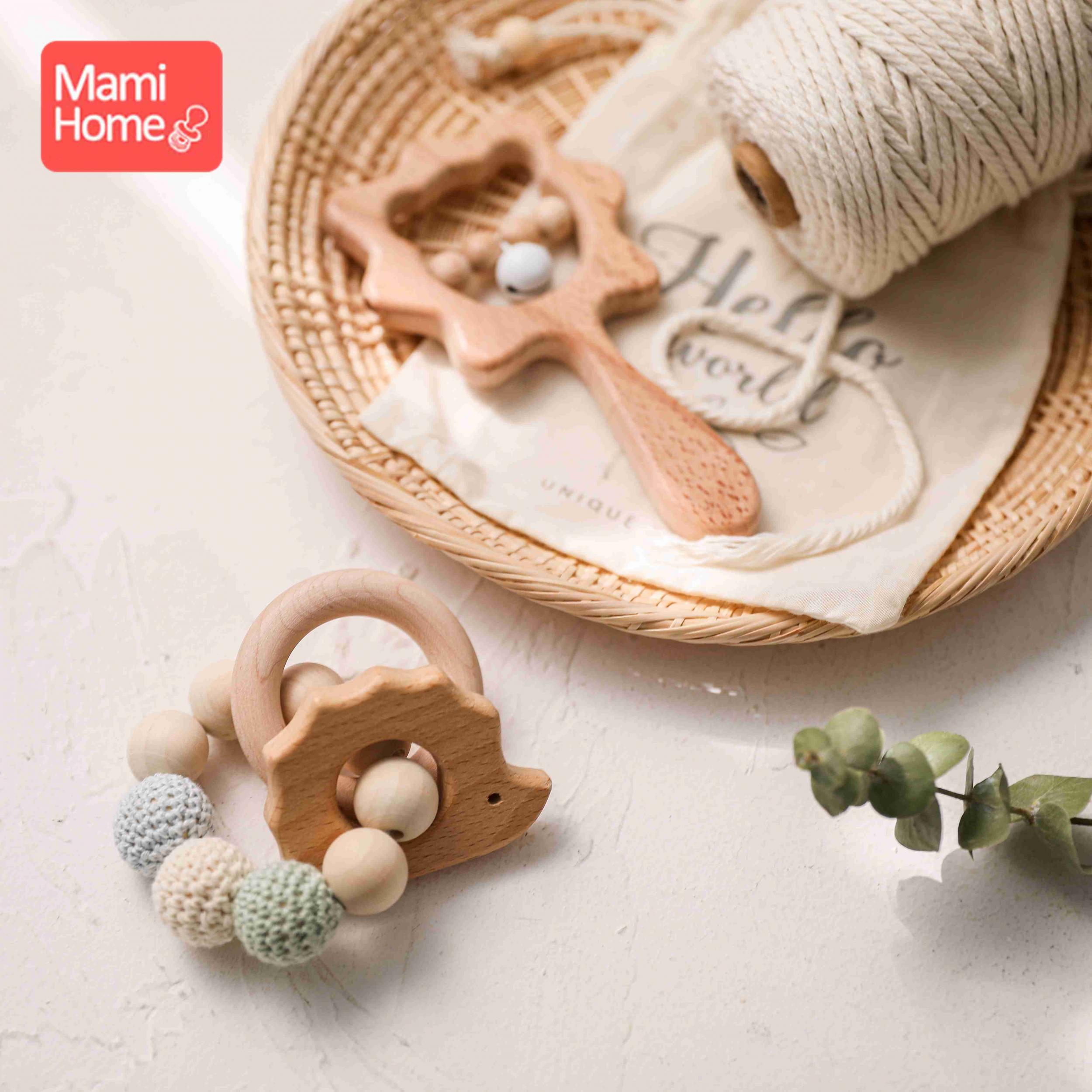 Wooden Rattle Beech Animal Hand Toy, Gift for Infants